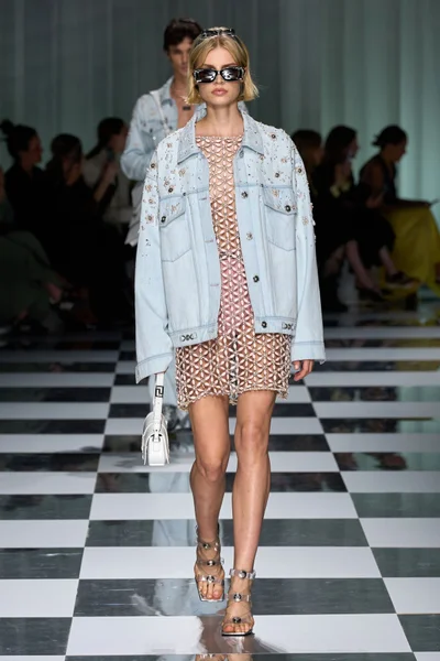 Look 36